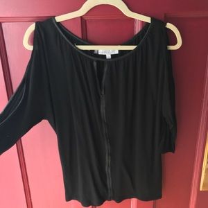 Jennifer Lopez 3/4 sleeve top